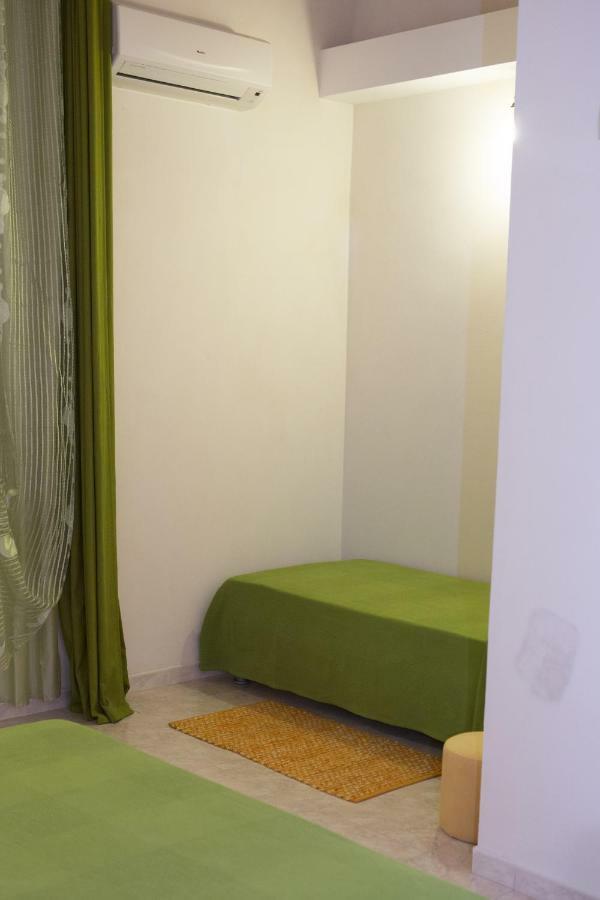Casa Vacanze Calafarina ปาคีโน ภายนอก รูปภาพ